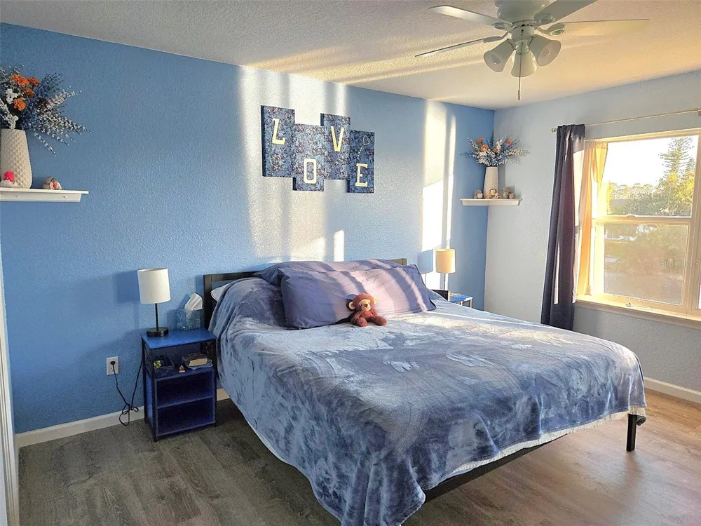 5725 GREENWOOD AVENUE #5201 North Port, FL 34287