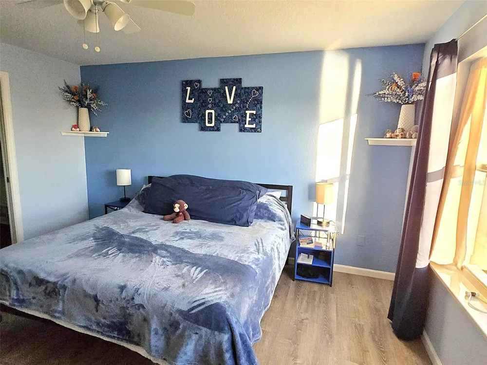 5725 GREENWOOD AVENUE #5201 North Port, FL 34287
