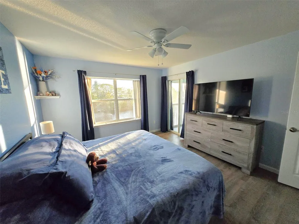5725 GREENWOOD AVENUE #5201 North Port, FL 34287