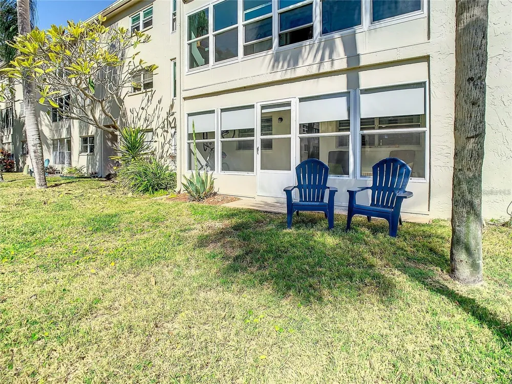 841 PATRICIA AVENUE #103 Dunedin, FL 34698