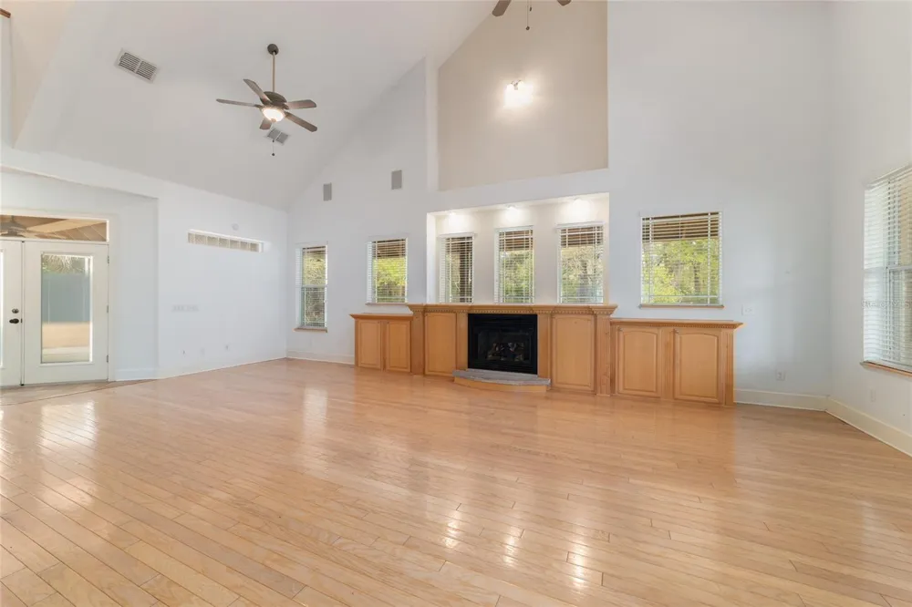 16638 HIGHWAY 329 Reddick, FL 32686