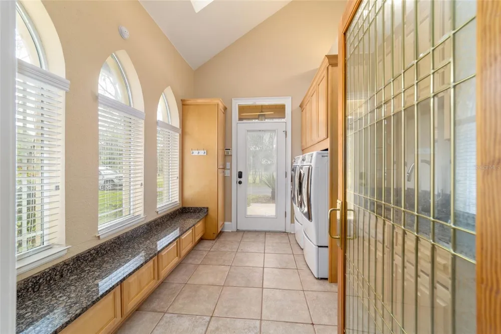 16638 HIGHWAY 329 Reddick, FL 32686