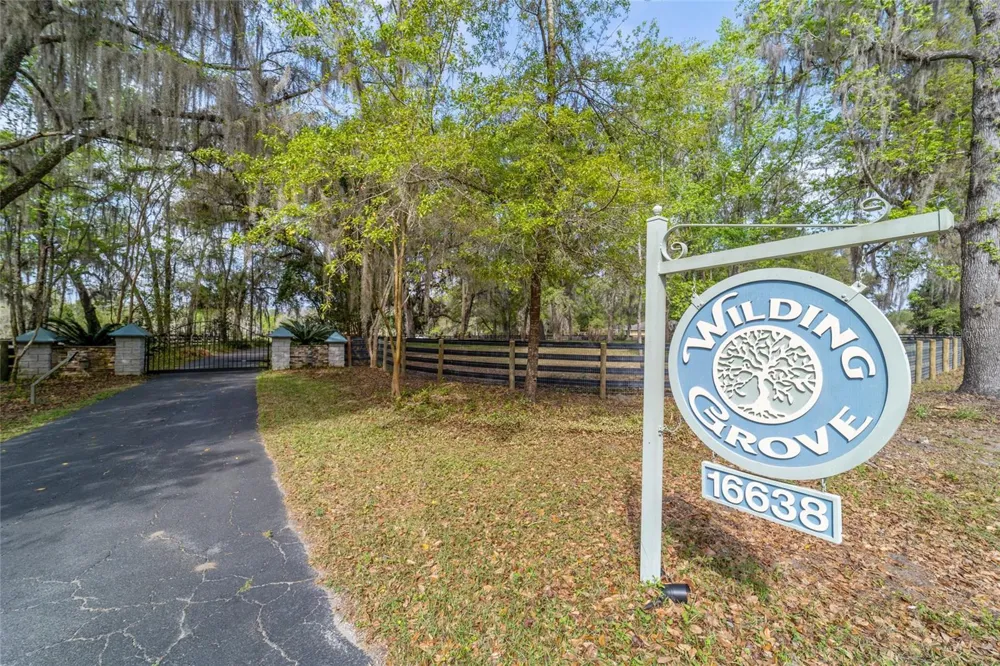 16638 HIGHWAY 329 Reddick, FL 32686