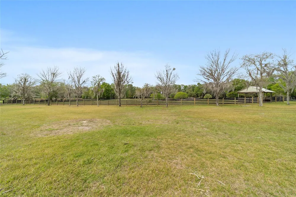 16638 HIGHWAY 329 Reddick, FL 32686