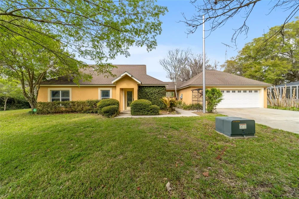 16638 HIGHWAY 329 Reddick, FL 32686
