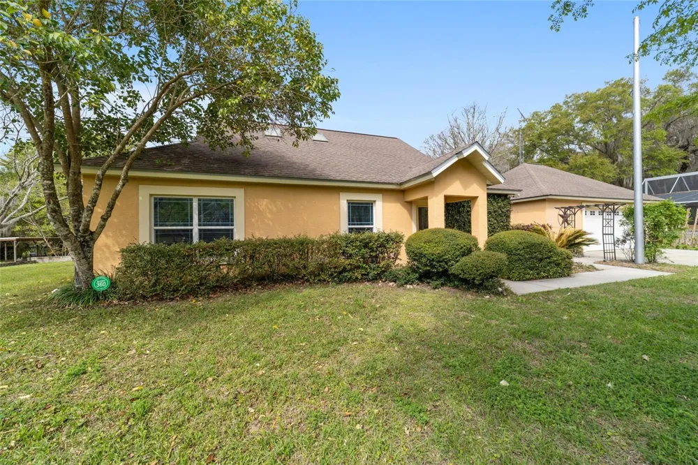 16638 HIGHWAY 329 Reddick, FL 32686
