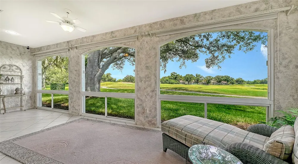 3864 CHATSWORTH GREENE COURT #10 Sarasota, FL 34235