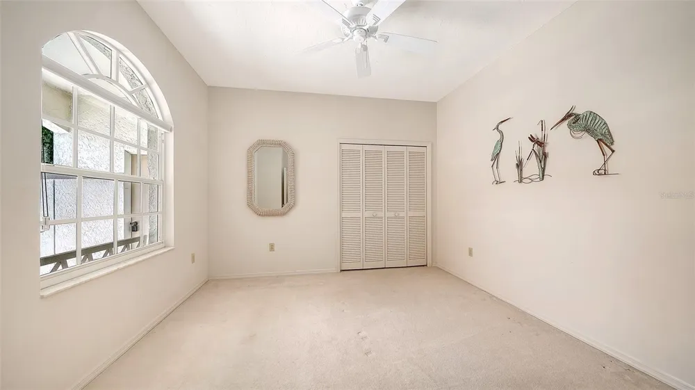 3864 CHATSWORTH GREENE COURT #10 Sarasota, FL 34235