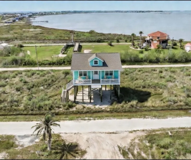 1110 Gulf Supply Road Bolivar Peninsula, TX 77617