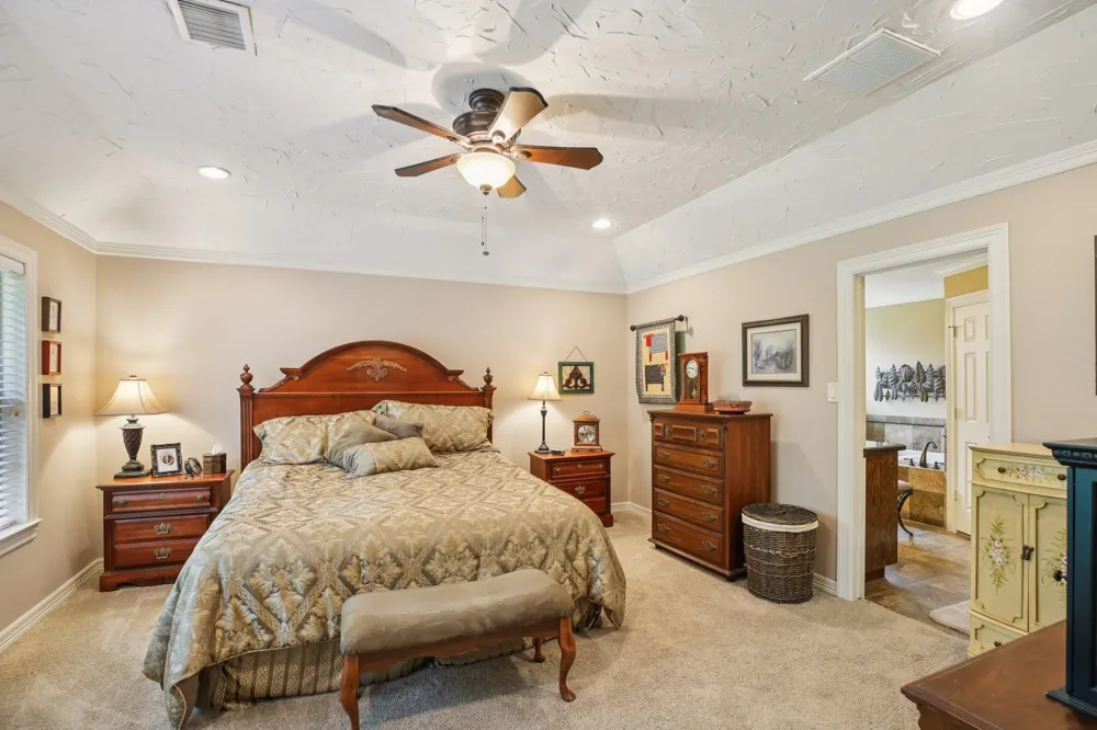 27330 E Hardy Road Spring, TX 77373