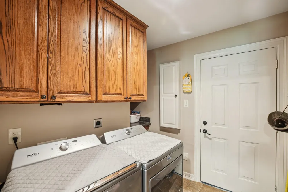27330 E Hardy Road Spring, TX 77373