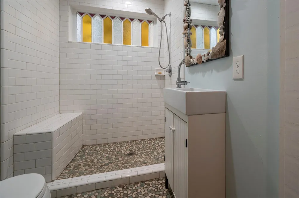 2622 Ursuline Street Galveston, TX 77550