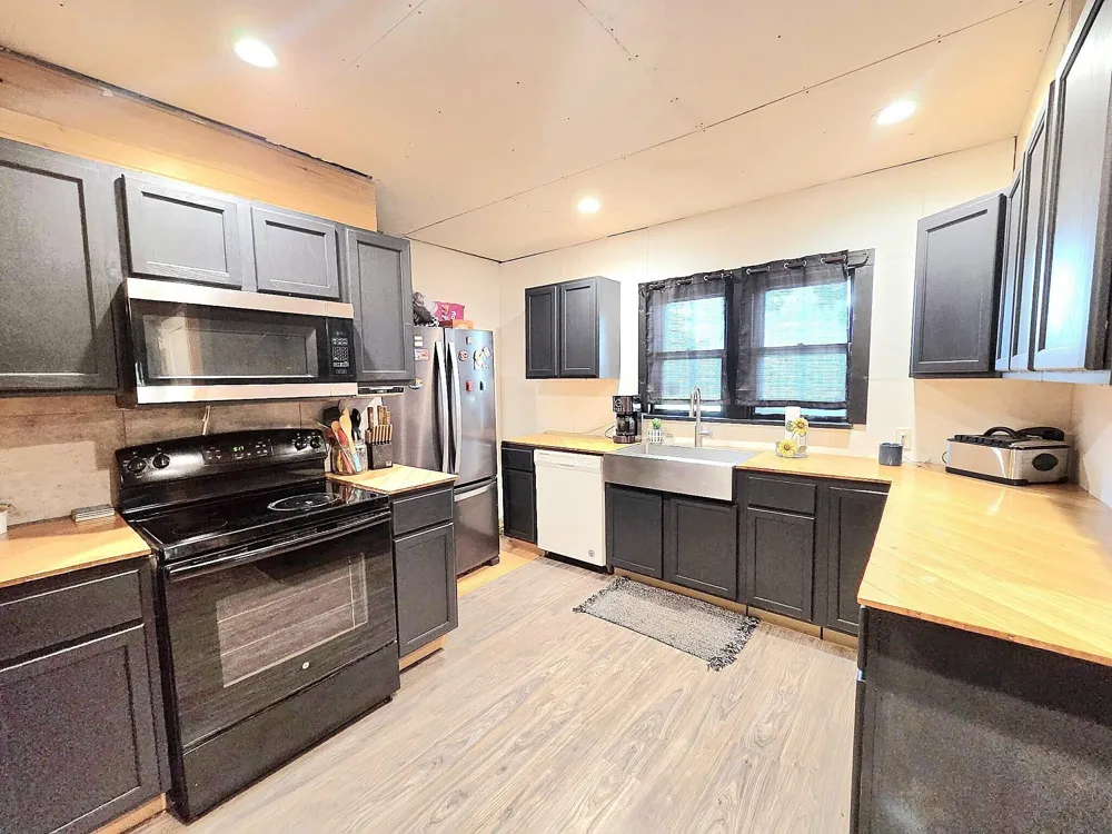 12409 Bellevue Road Convis Township, MI 49014