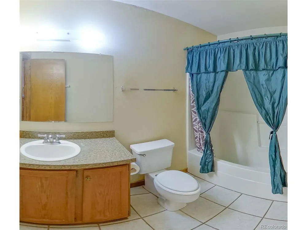 1525 Bennett Avenue Glenwood Springs, CO 81601