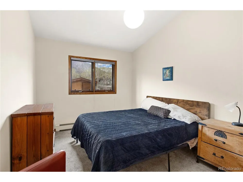 1525 Bennett Avenue Glenwood Springs, CO 81601
