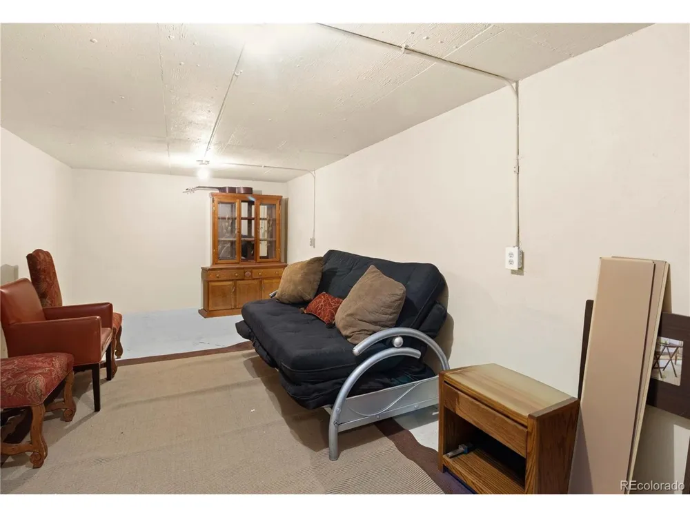 1525 Bennett Avenue Glenwood Springs, CO 81601