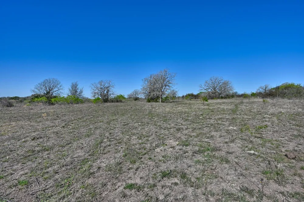 Cr 406 Gonzales, TX 78629