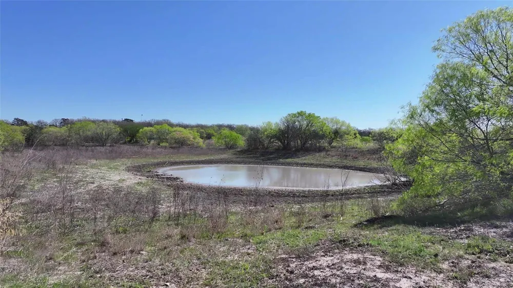 Cr 406 Gonzales, TX 78629
