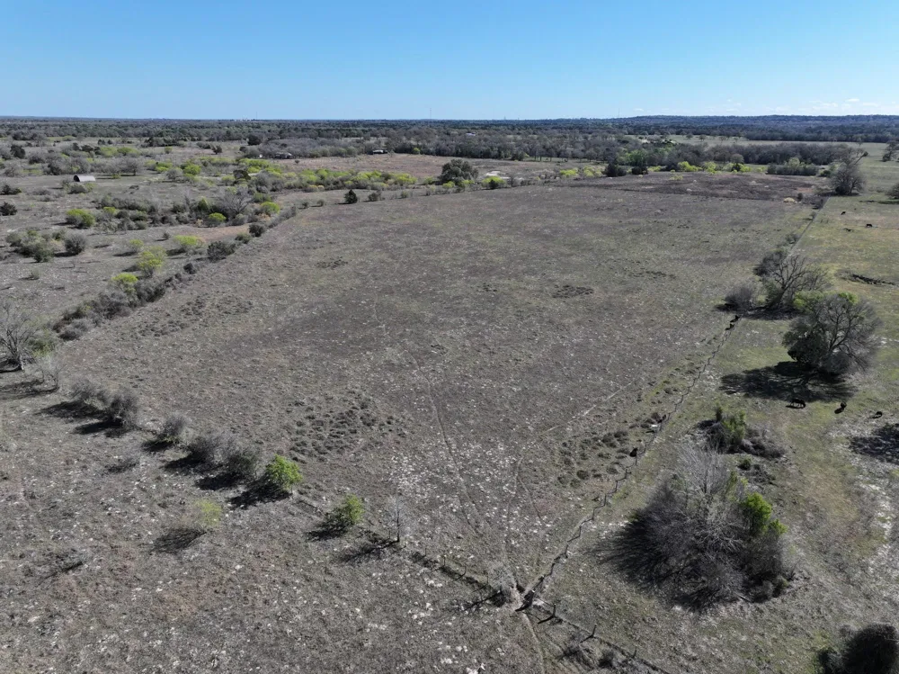 Cr 406 Gonzales, TX 78629