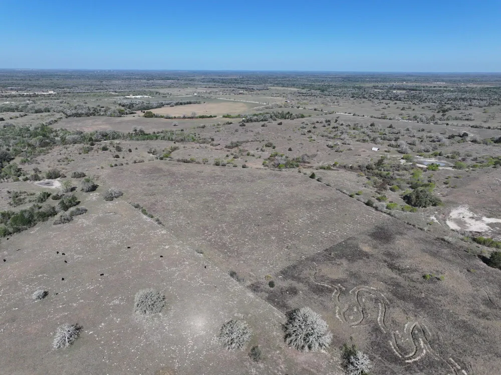 Cr 406 Gonzales, TX 78629
