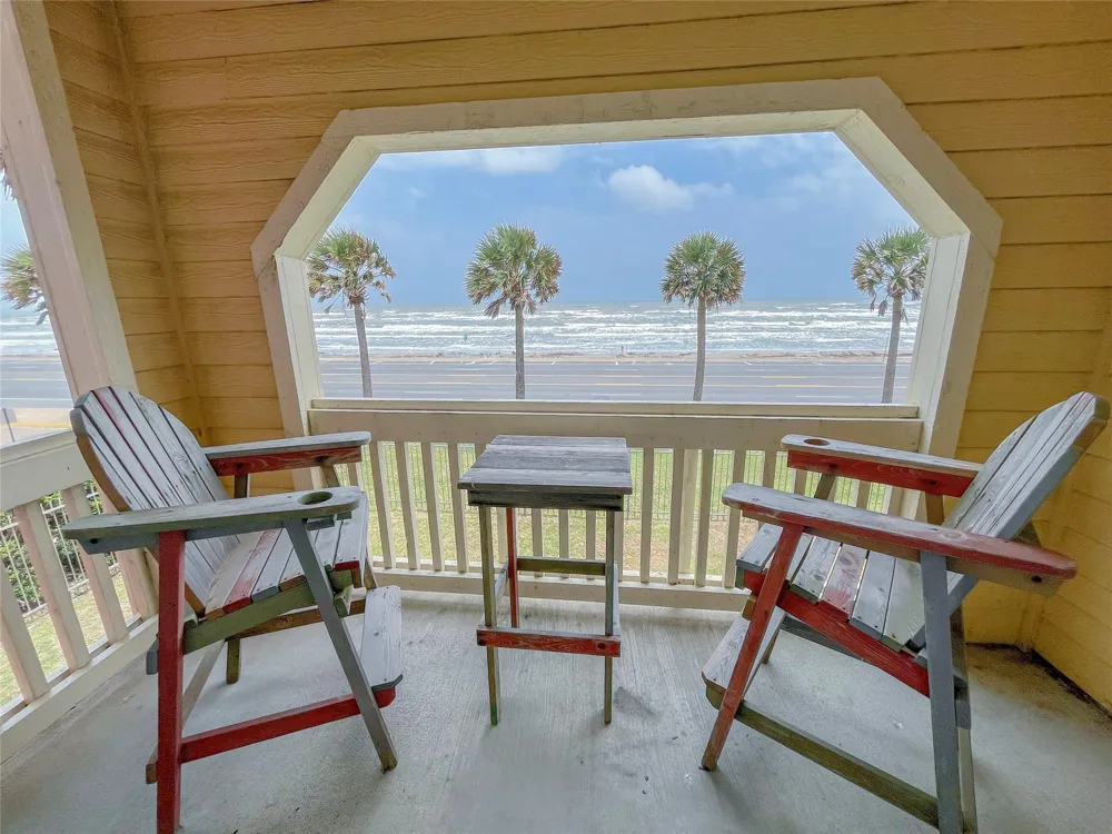 7000 Seawall Blvd #1021 Galveston, TX 77551