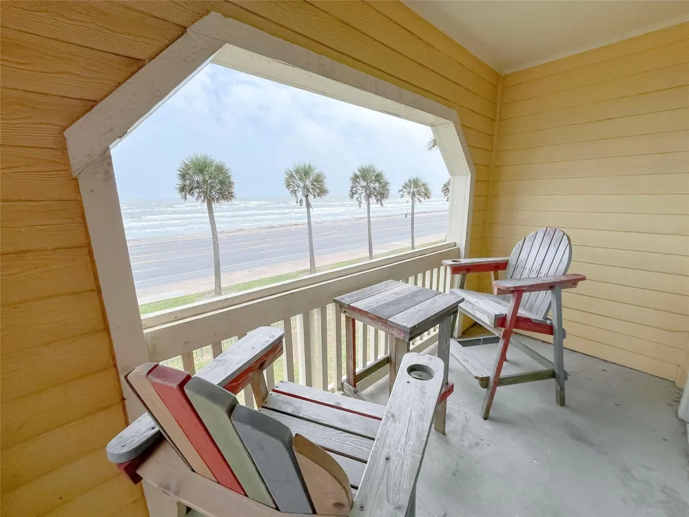7000 Seawall Blvd #1021 Galveston, TX 77551