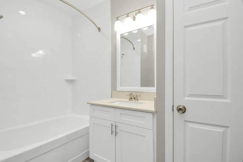 2222 Maroneal Street #1424 Houston, TX 77030