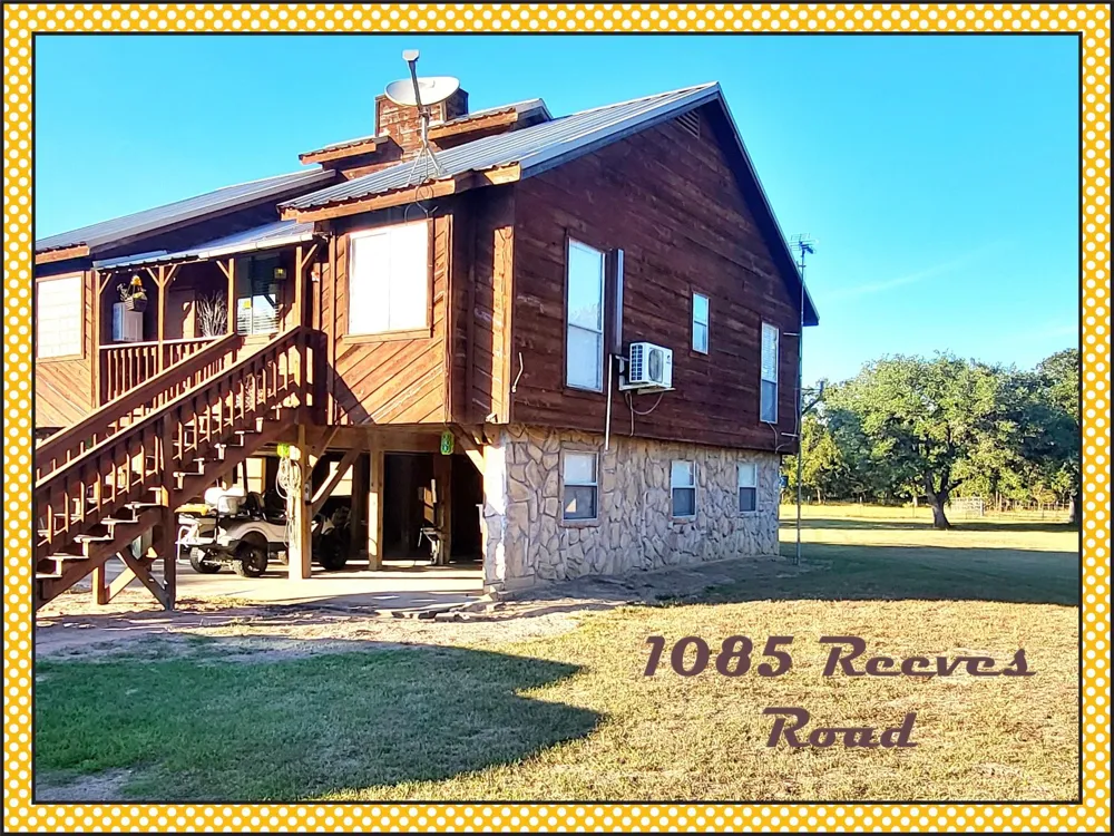1085 Reeves Road Garwood, TX 77442