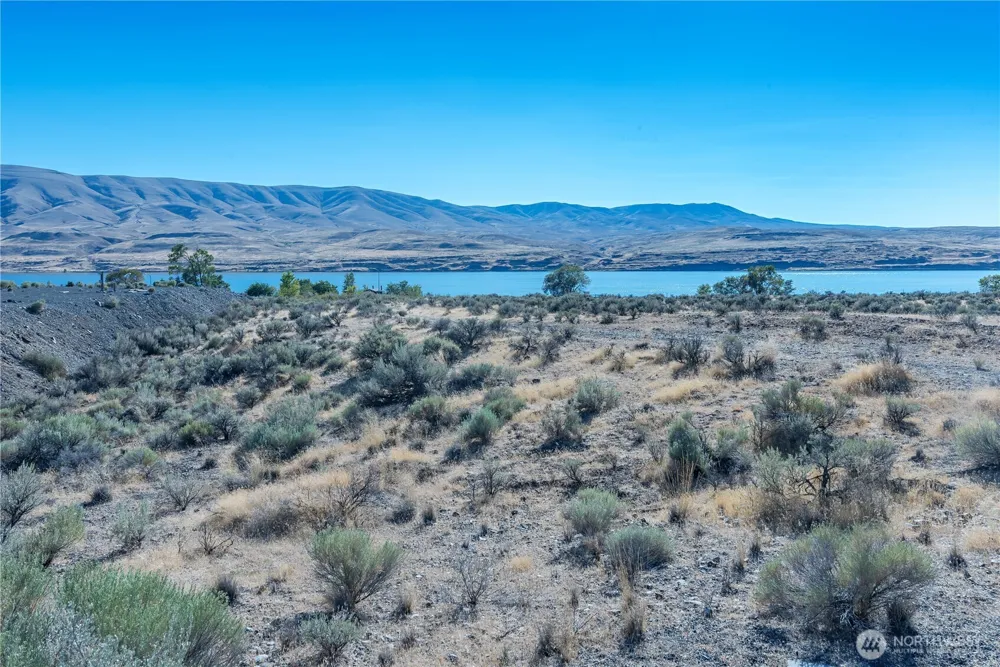 202 SW Clayton Place Mattawa, WA 99349