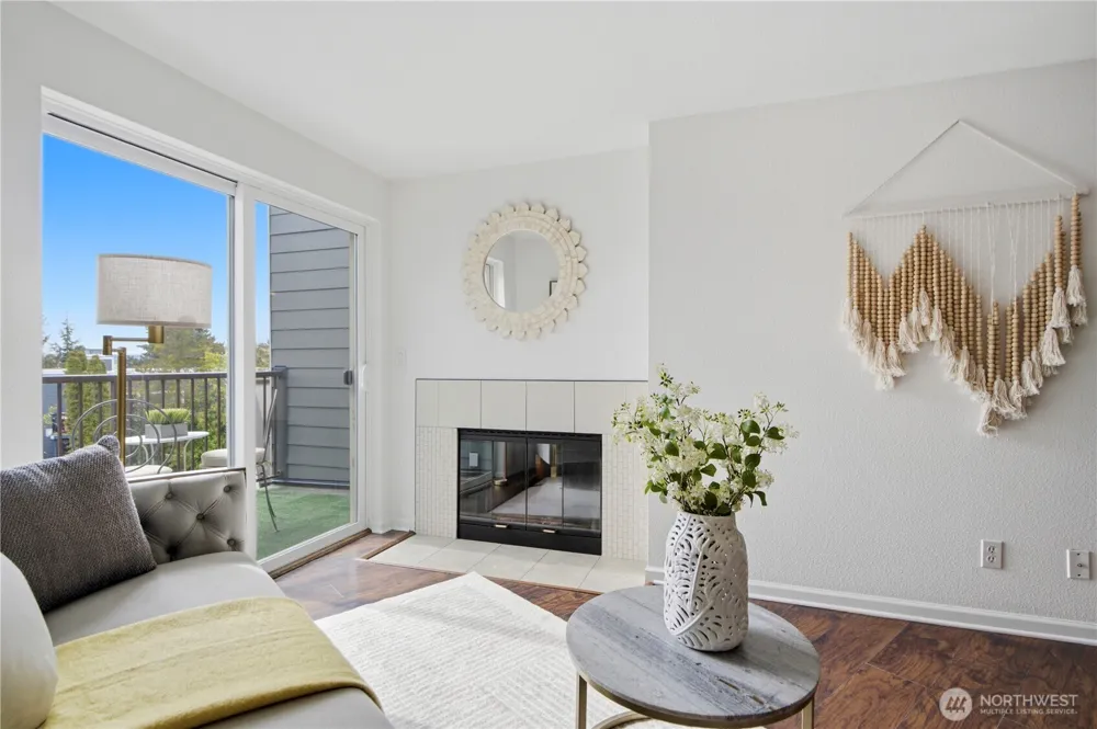 3045 20th Avenue W #403 Seattle, WA 98199