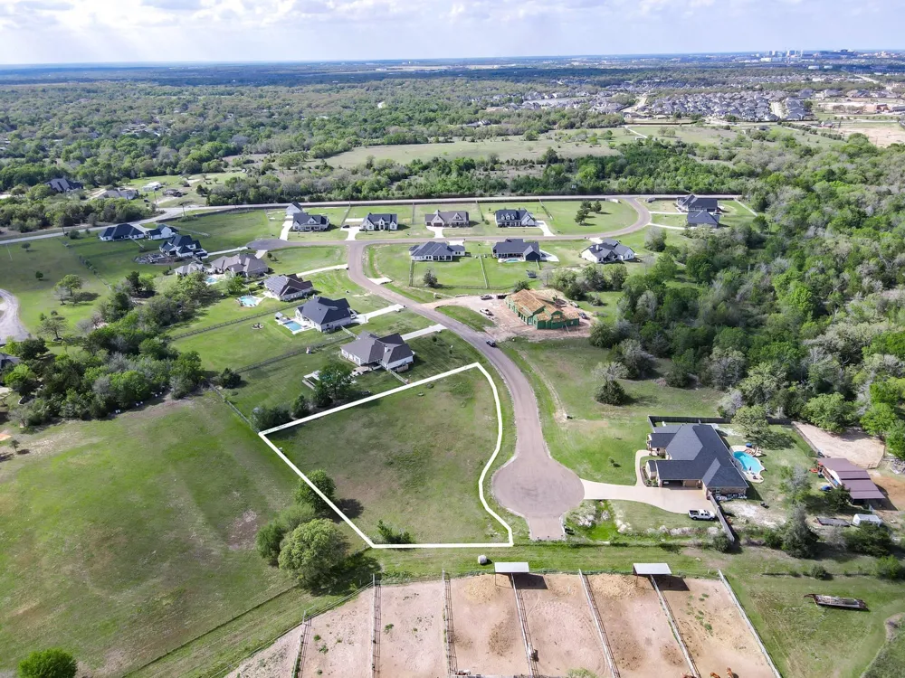 4201 Chukker Lane College Station, TX 77845