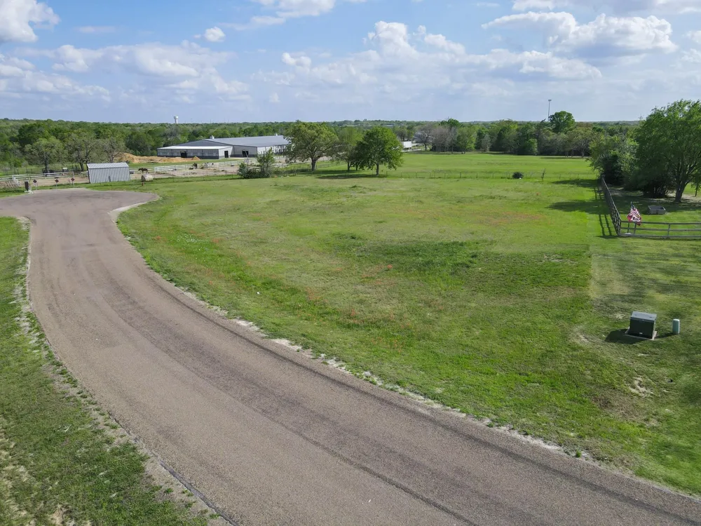 4201 Chukker Lane College Station, TX 77845