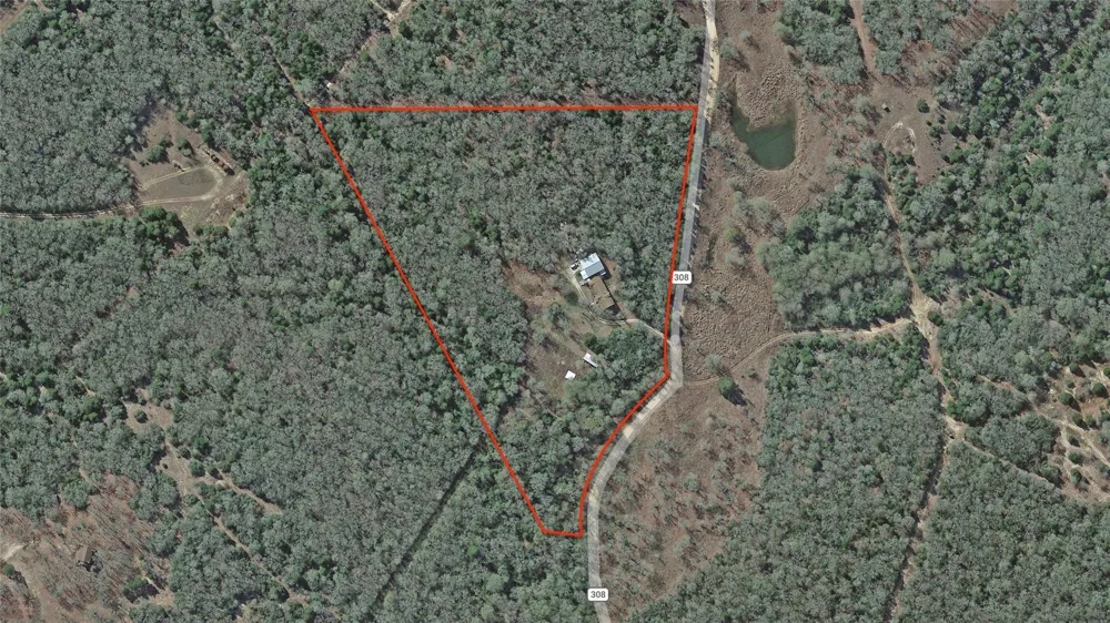 6615 County Road 308 Caldwell, TX 77836