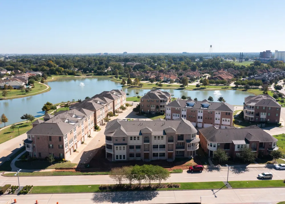 106 Stadium Drive Sugar Land, TX 77498