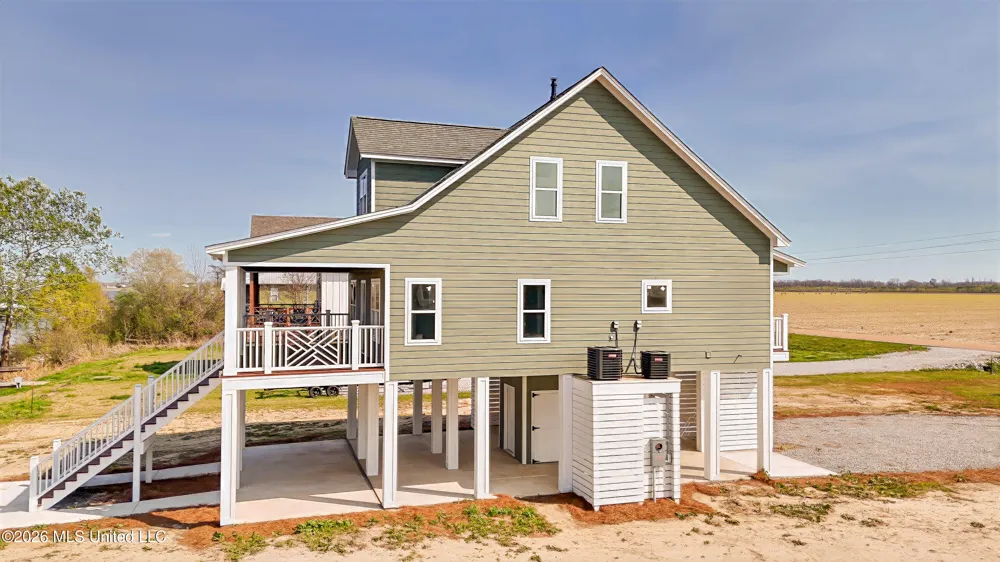 2410 Eagle Lake Shore Road Vicksburg, MS 39183