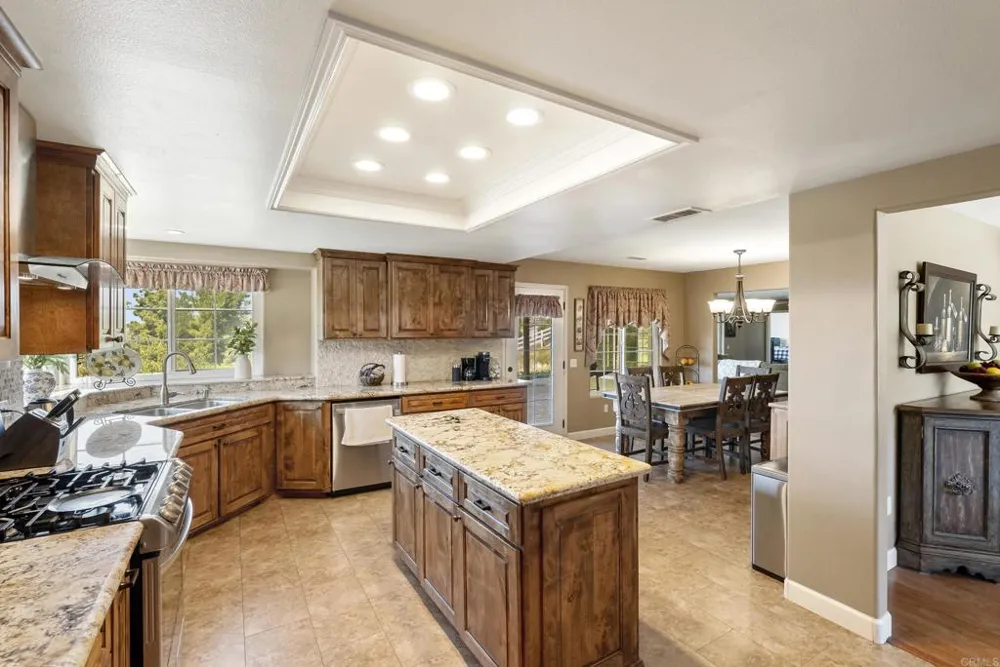 13658 Sage Mountain Lane Jamul, CA 91935