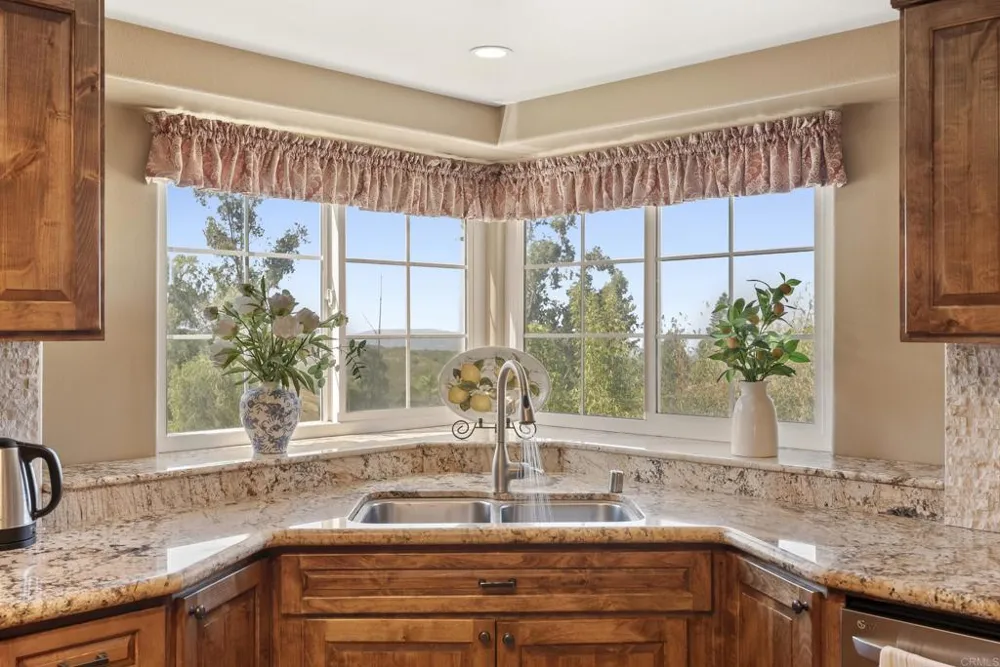 13658 Sage Mountain Lane Jamul, CA 91935