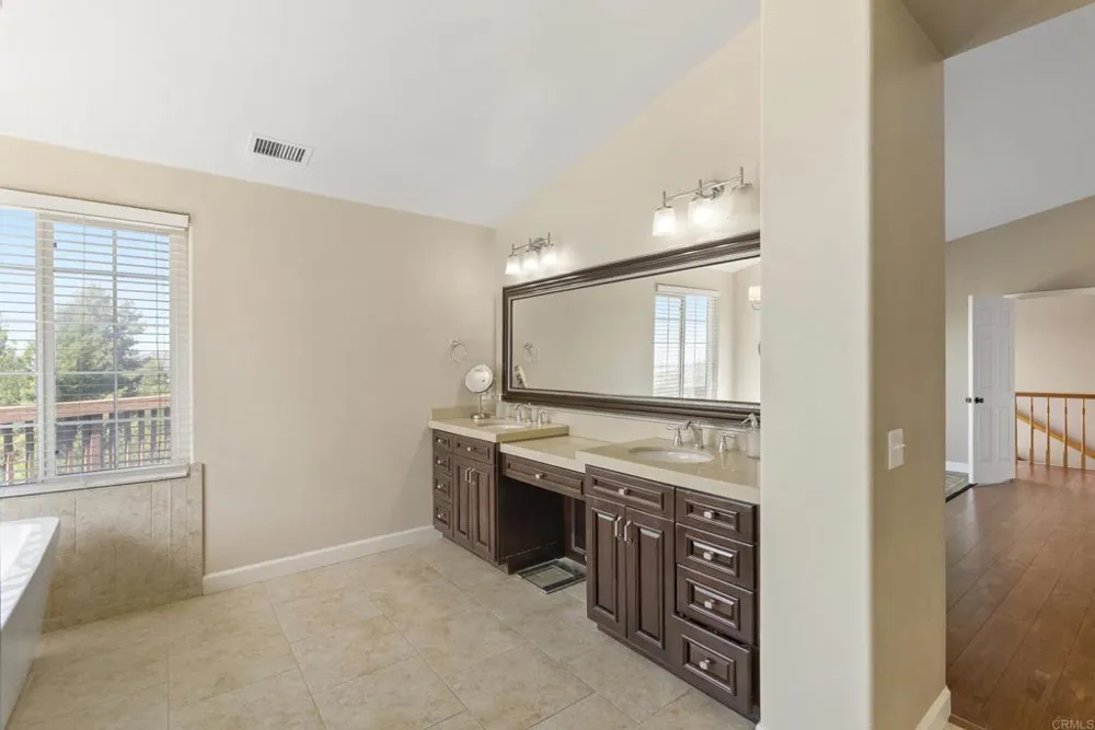 13658 Sage Mountain Lane Jamul, CA 91935