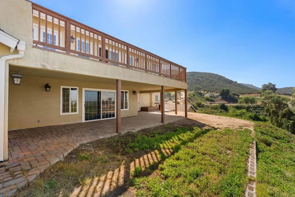 13658 Sage Mountain Lane Jamul, CA 91935