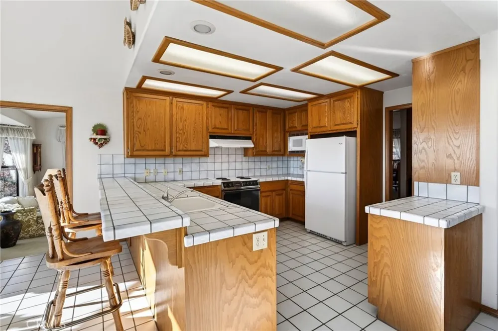 2495 Eastlake Drive Kelseyville, CA 95451