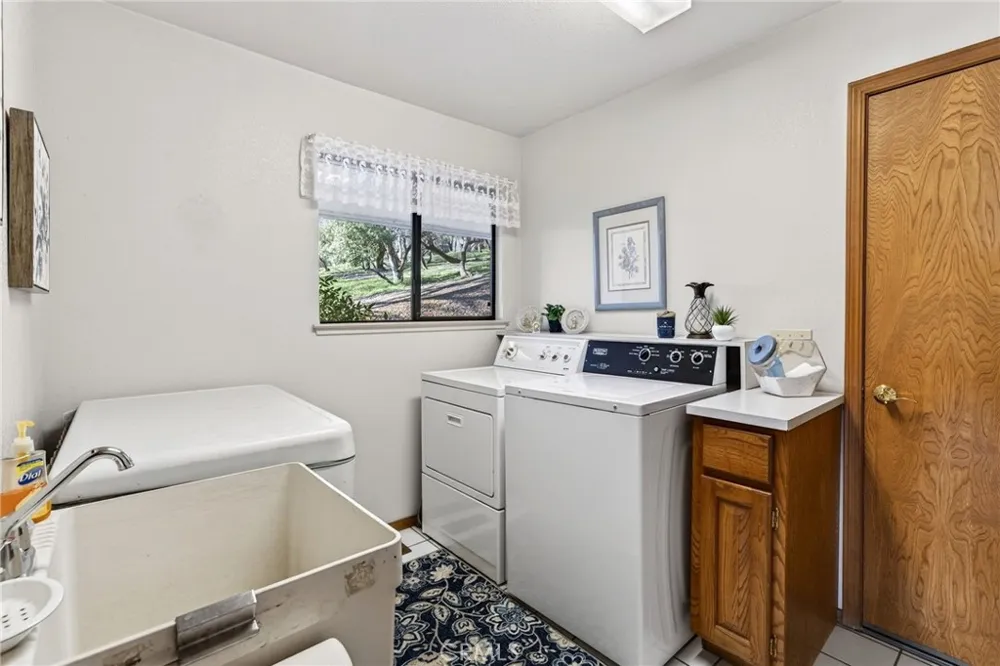 2495 Eastlake Drive Kelseyville, CA 95451