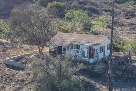 17751 Lake Mathews