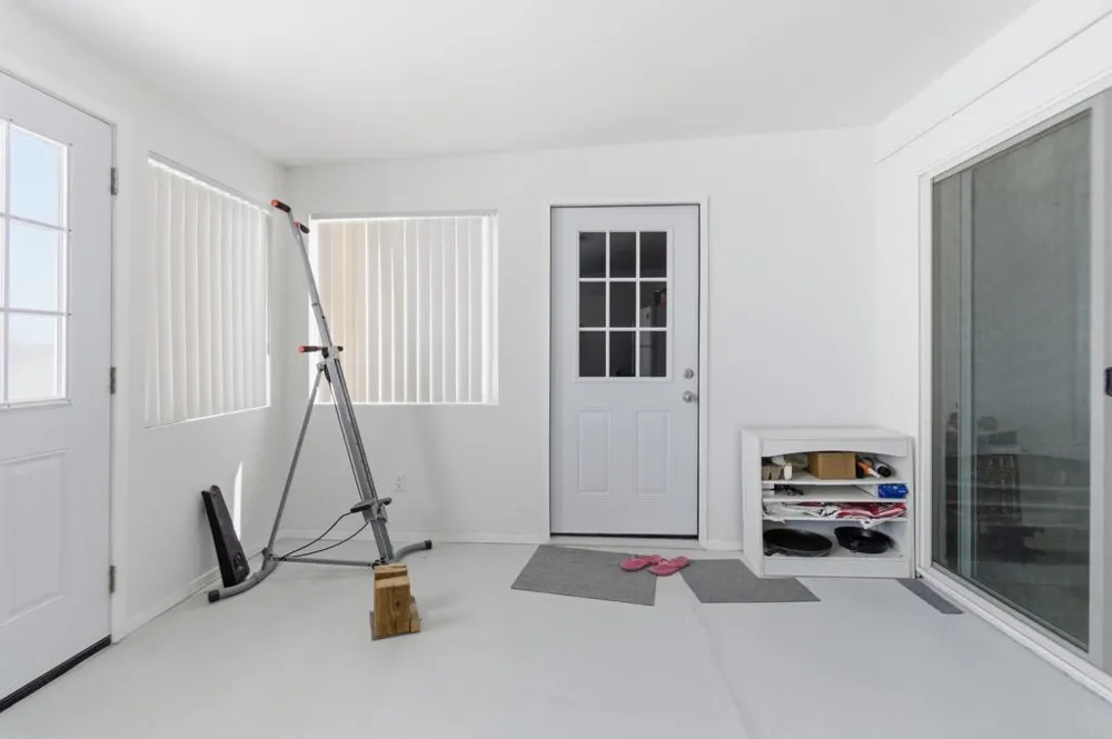 994 Sea Crest Place Thermal, CA 92274