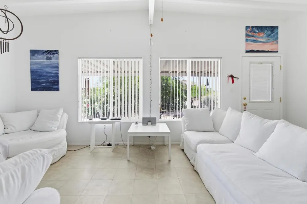 994 Sea Crest Place Thermal, CA 92274