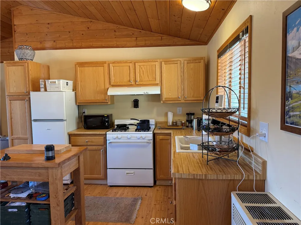 97278 Old Privy Kennedy Meadows, CA 93527