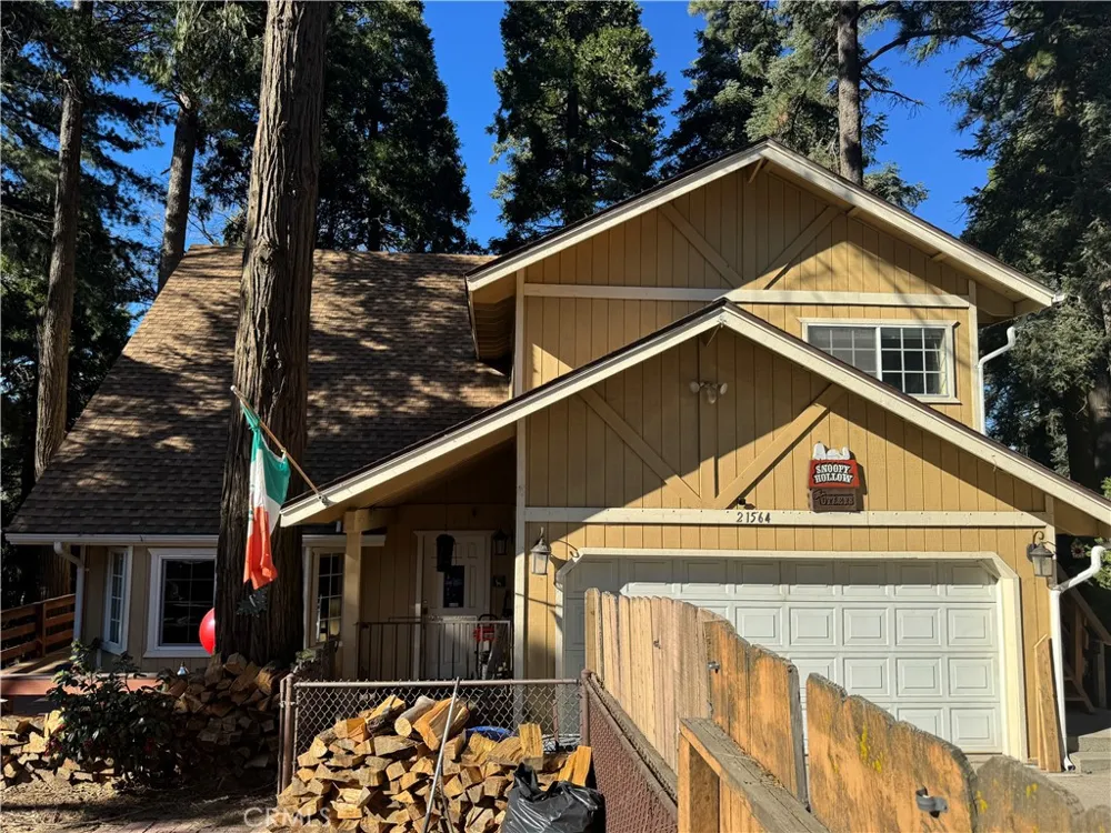 21564 Jobs Peak Cedarpines Park, CA 92322