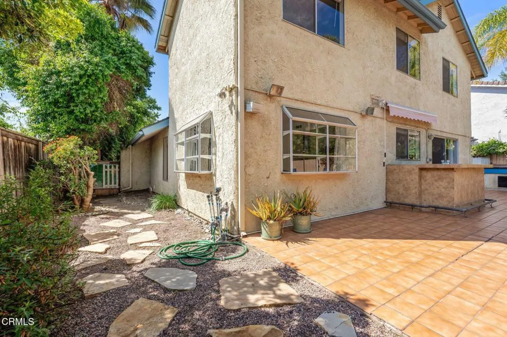 1689 Amador Lane Newbury Park, CA 91320