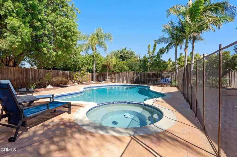 1689 Amador Lane Newbury Park, CA 91320