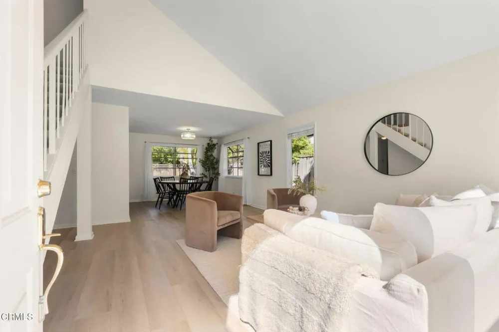1689 Amador Lane Newbury Park, CA 91320