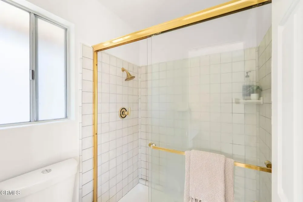 1689 Amador Lane Newbury Park, CA 91320